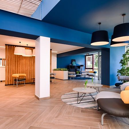 Melodia Hotel Юрата Екстериор снимка
