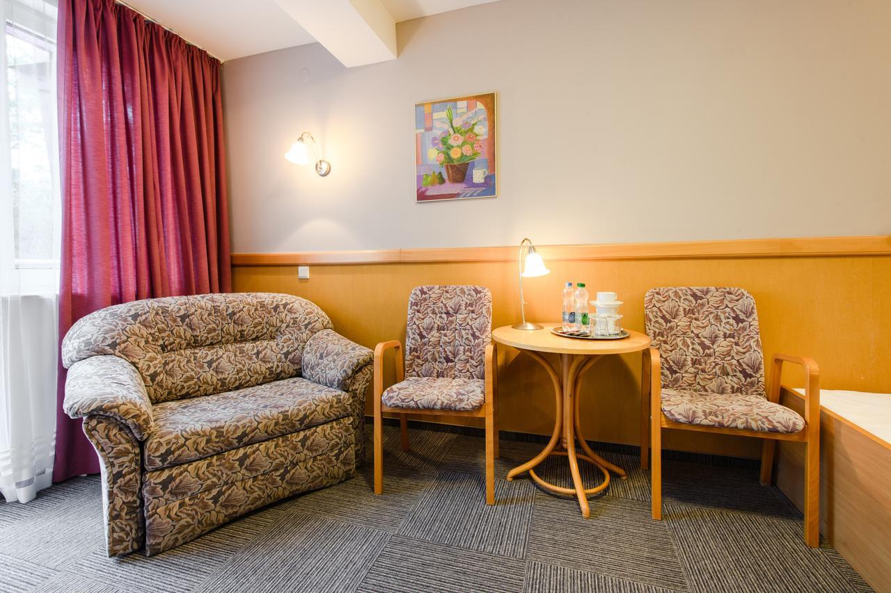 Melodia Hotel Юрата Екстериор снимка